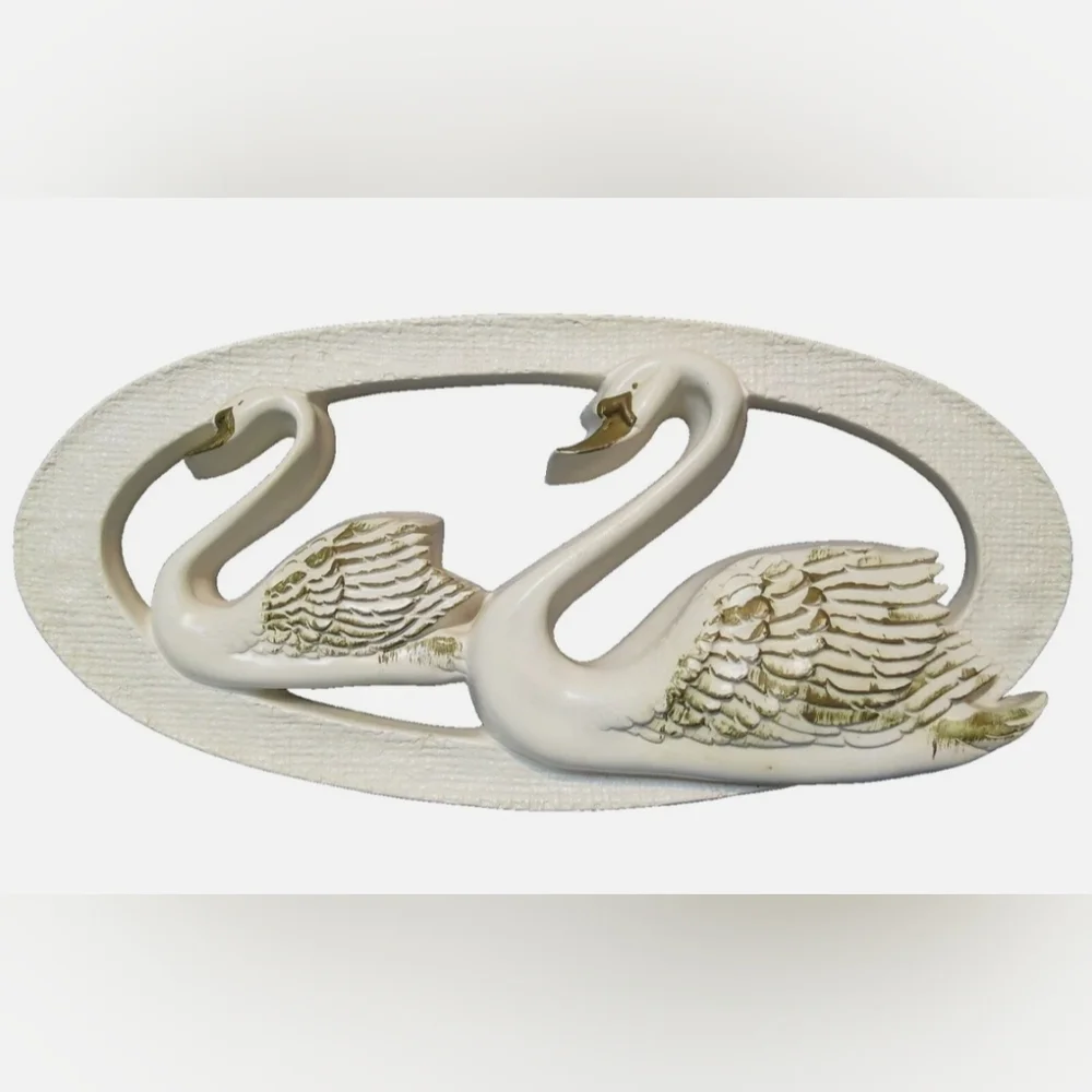 VTG White Swan With Gold Accents Wall Decor Wall Hanging